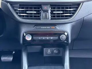 Ford Escape Plug-In Hybrid 2025 PHEV SUV 4p.