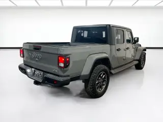 Jeep Gladiator 2022 4x4 Overland 4p. Crew Cab 5.0 ft. CA