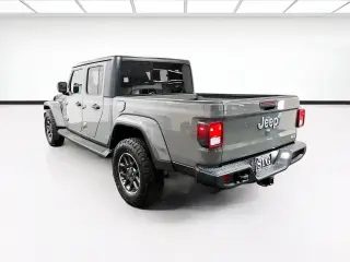 Jeep Gladiator 2022 4x4 Overland 4p. Crew Cab 5.0 ft. CA