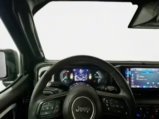 Jeep Wrangler 2024 4x4 Willys 4xe 4p SUV