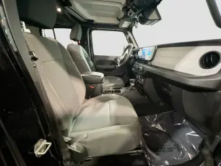 Jeep Wrangler 2024 4x4 Willys 4xe 4p SUV