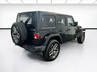 Jeep Wrangler 2024 4x4 Willys 4xe 4p SUV
