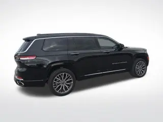 Jeep Grand Cherokee L 2024 4x4 Summit 4p SUV
