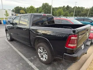 Ram 1500 2021 4x4 Laramie 4p. Cabina Extendida 5.6 ft. Caja Corta Pick-up