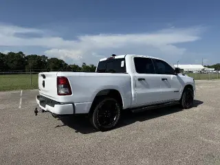Ram 1500 2023 4x2 Big Horn 4p Crew Cab 5,6 pies SB Camioneta