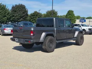 Jeep Gladiator 2021 4x4 Sport 4p Cabillara Tripa 5.0 ft. CA