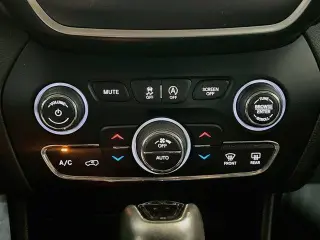 Jeep Cherokee 2019 Altitude 4p SUV