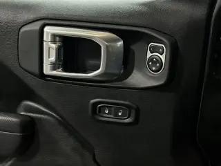 Jeep Wrangler 2023 4x4 Willys 4xe SUV 4p