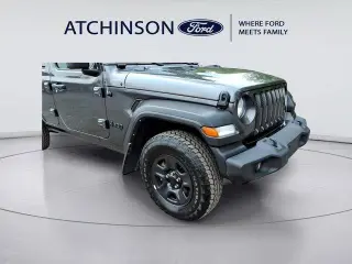 Jeep Wrangler Unlimited 2022 4x4 Sport 4p SUV