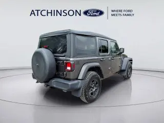 Jeep Wrangler Unlimited 2022 4x4 Sport 4p SUV