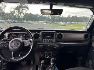 Jeep Wrangler Unlimited 2020 4x4 Sport SUV 4p.