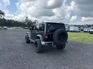 Jeep Wrangler Unlimited 2020 4x4 Sport SUV 4p.