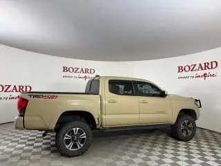 Toyota Tacoma 2017 4x4 TRD Pro 4p Doble Cabina 5.0 ft CB 6A