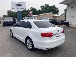 Volkswagen Jetta SEL 2014