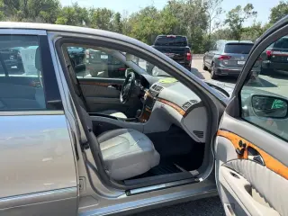 Clase E 2007 Mercedes-Benz E550 4MATIC