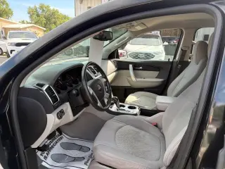 2012 GMC Acadia SLE