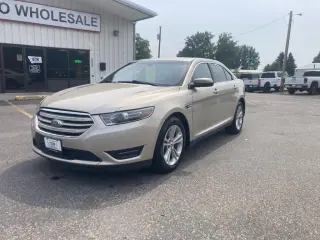 Ford Taurus SEL 2017