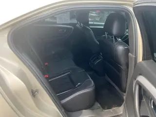 Ford Taurus SEL 2017