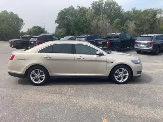 Ford Taurus SEL 2017