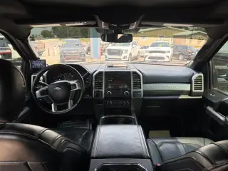 Ford F-250 SD LARIAT 2019
