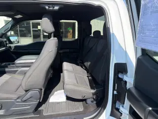 Ford F-150 STX 2025