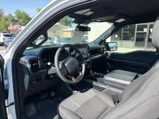 Ford F-150 STX 2025
