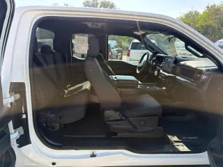 Ford F-150 STX 2025