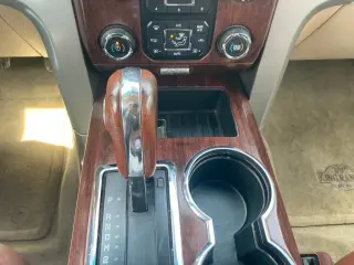Ford F-150 SUPERCREW 2013