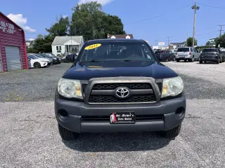 2011 Toyota Tacoma PreRunner Crew Cab