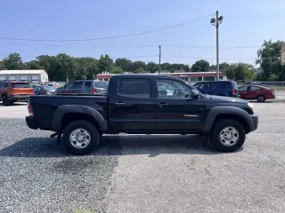 2011 Toyota Tacoma PreRunner Crew Cab
