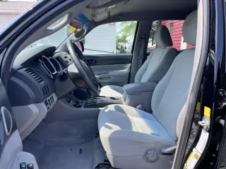 2011 Toyota Tacoma PreRunner Crew Cab