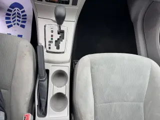 2011 Toyota Corolla 4dr Sdn Auto LE (Natl)