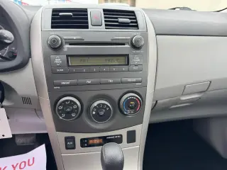 2011 Toyota Corolla 4dr Sdn Auto LE (Natl)