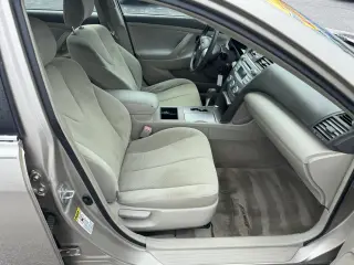 2009 Toyota Camry 4dr Sdn I4 Auto LE (Natl)