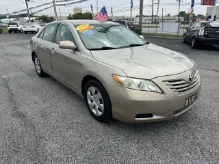 2009 Toyota Camry 4dr Sdn I4 Auto LE (Natl)