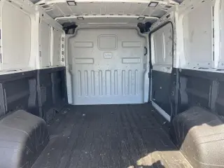 2019 RAM ProMaster Cargo Van 1500 Low Roof 136" WB