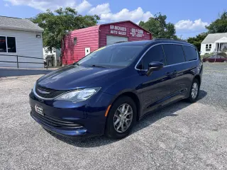 2020 Chrysler Voyager LXI FWD
