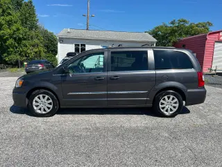 2015 Chrysler Town & Country Touring