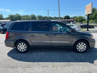2015 Chrysler Town & Country Touring