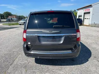 2015 Chrysler Town & Country Touring