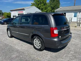 2015 Chrysler Town & Country Touring
