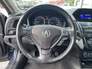 2015 Acura ILX 4dr Sdn 2.0L