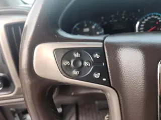 2017 GMC Sierra 1500 4WD Crew Cab 153.0" Denali