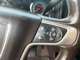 2017 GMC Sierra 1500 4WD Crew Cab 153.0" Denali