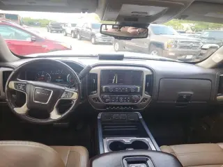 2017 GMC Sierra 1500 4WD Crew Cab 153.0" Denali