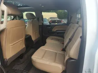 2017 GMC Sierra 1500 4WD Crew Cab 153.0" Denali