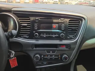 2015 Kia Optima 4dr Sdn LX