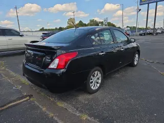 2017 Nissan Versa Sedan SV CVT