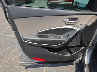 2017 Hyundai Santa Fe SE 3.3L Auto