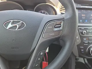 2017 Hyundai Santa Fe SE 3.3L Auto
